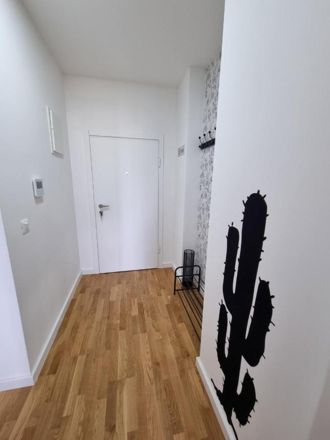 Apartman Javi Leilighet Bar Eksteriør bilde