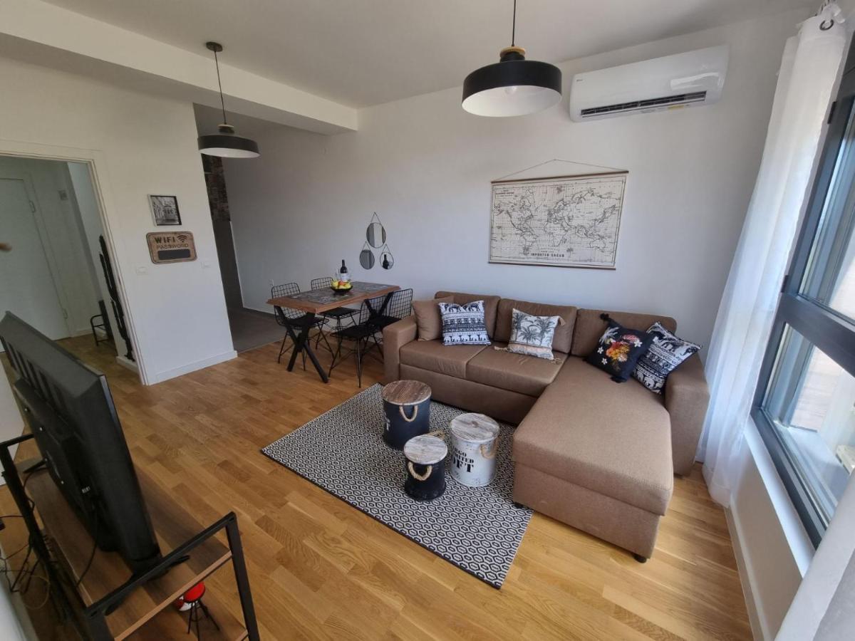 Apartman Javi Leilighet Bar Eksteriør bilde