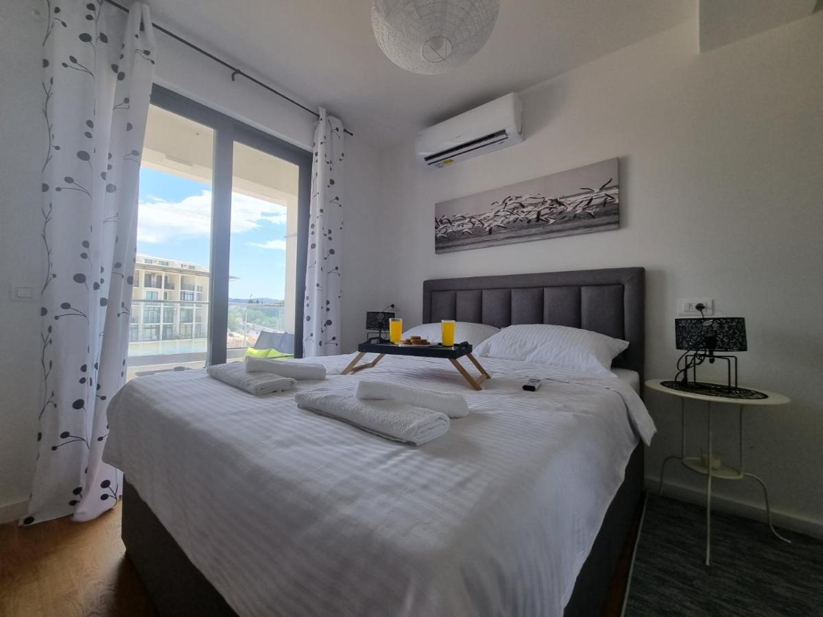 Apartman Javi Leilighet Bar Eksteriør bilde