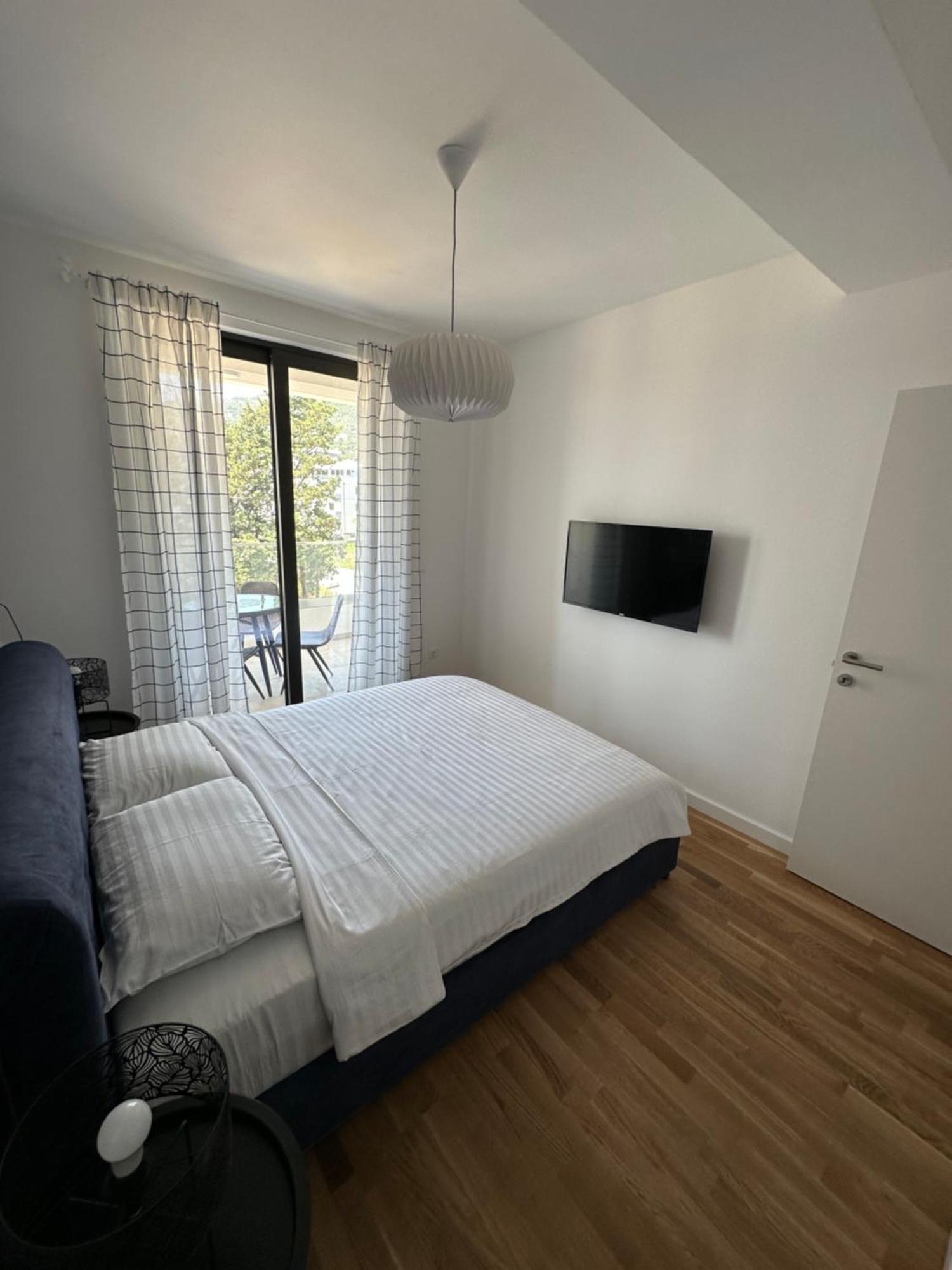 Apartman Javi Leilighet Bar Eksteriør bilde