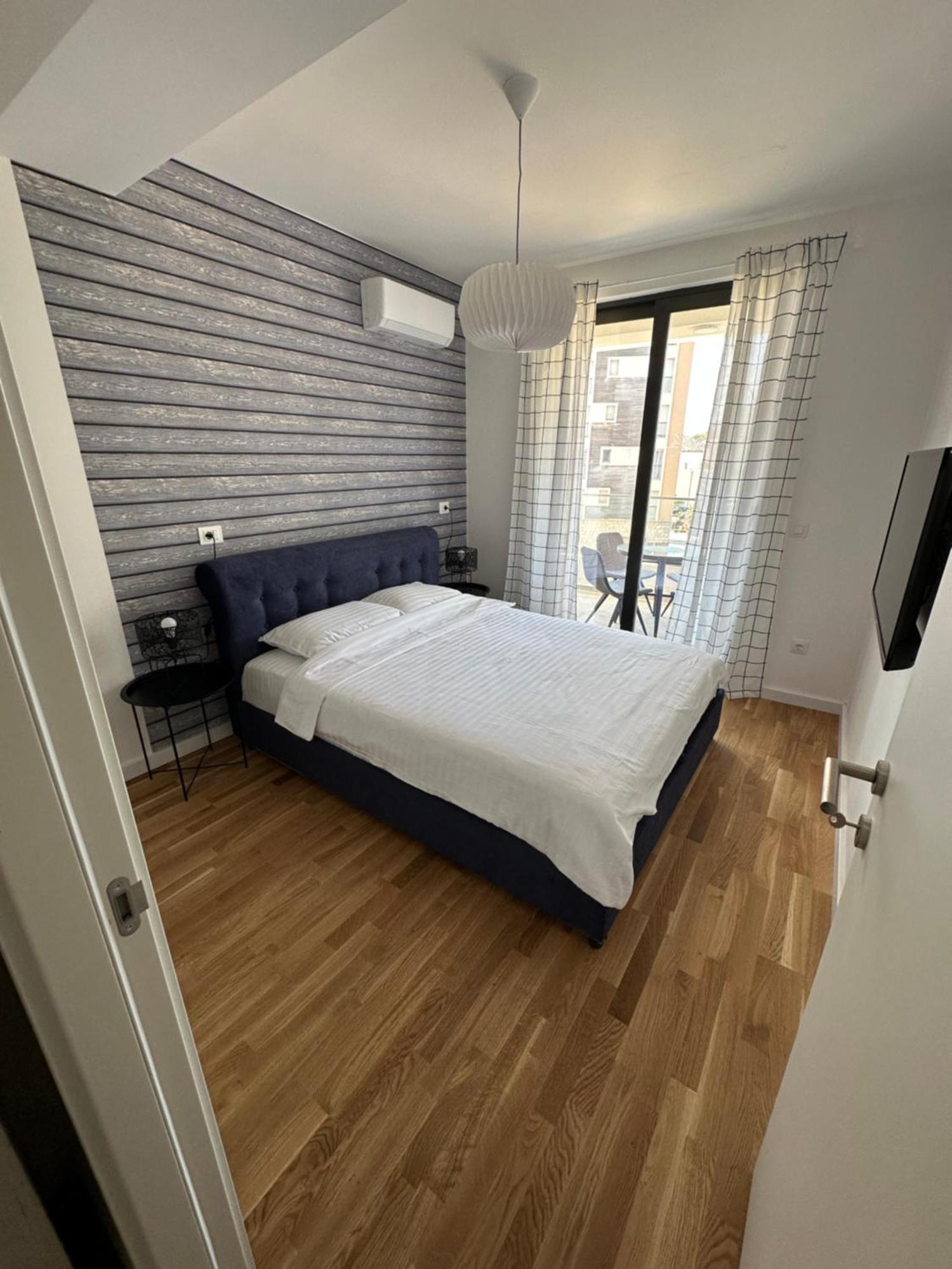 Apartman Javi Leilighet Bar Eksteriør bilde